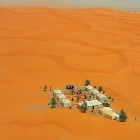 Готель Camel Trips Luxury Camp Мерзуга Екстер'єр фото