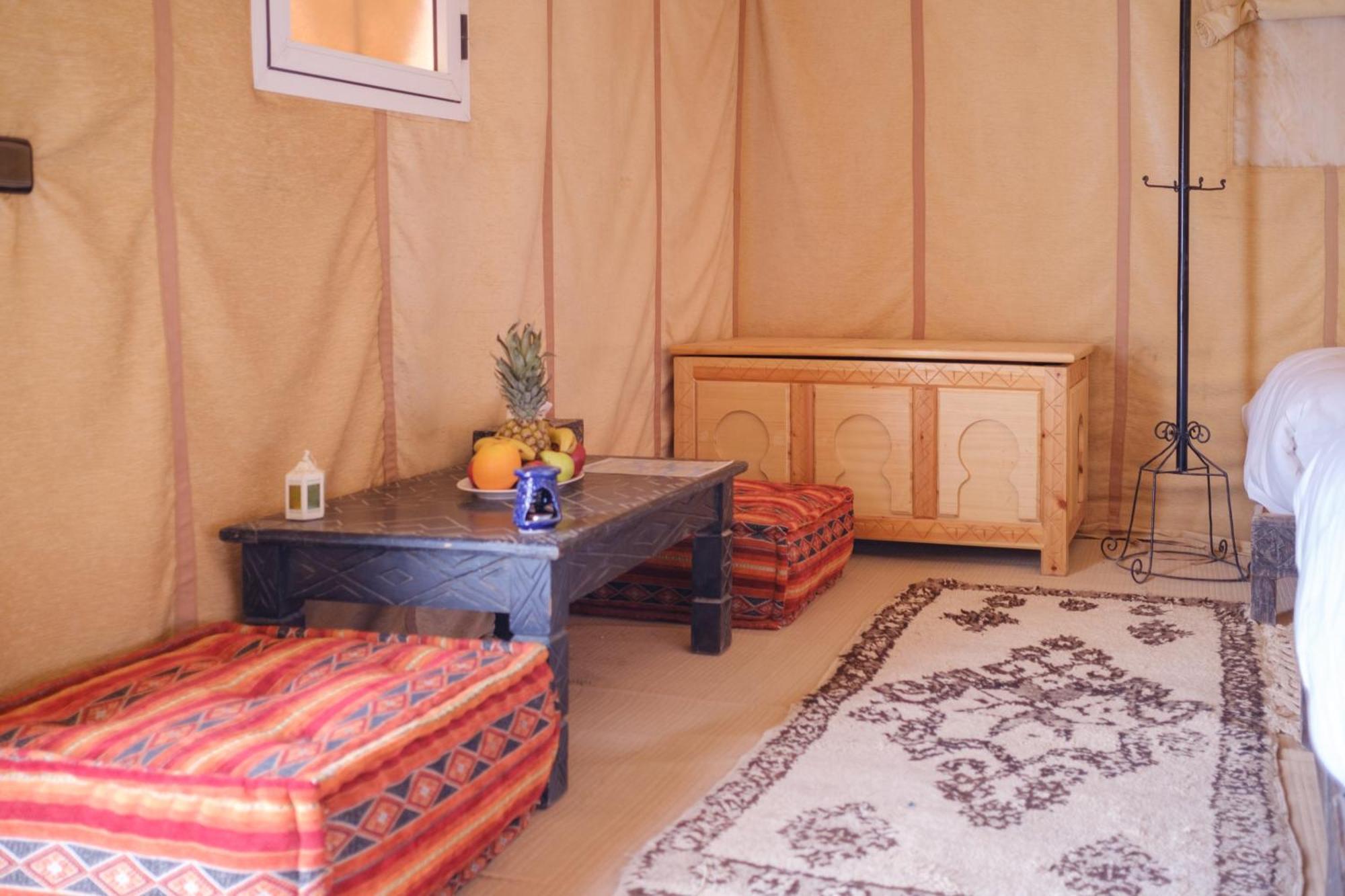 Готель Camel Trips Luxury Camp Мерзуга Екстер'єр фото
